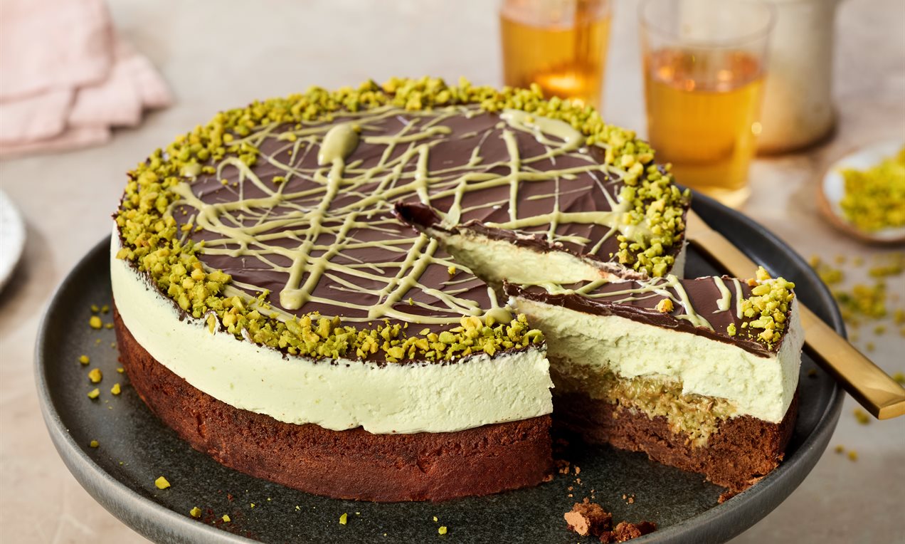 Dubai Chocolate Cheesecake